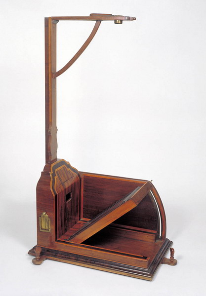 Apparecchio per mostrare la riflessione negli urti elastici (seconda metà sec XVIII)